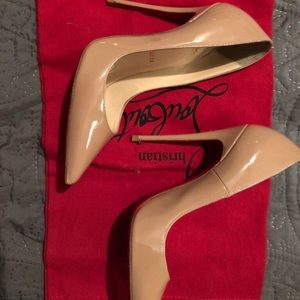 louis vuitton red bottom shoes what are they made of｜TikTok Search